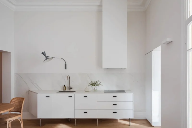 Thiết Kế Bếp Căn Hộ Nhỏ: Giải Pháp Tối Ưu Không Gian Sống Đô Thị